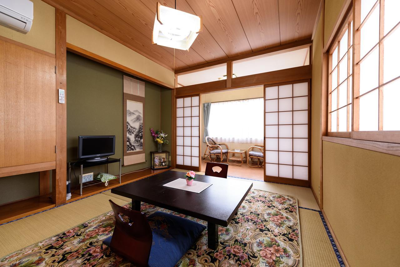 Yufuin Onsen Oyado Jinnouchi Екстер'єр фото
